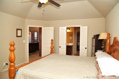 2313 W Pensacola St, Broken Arrow, OK 74011 - photo 5