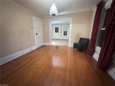 131 N Middleton St, Robbins, NC 27325 - photo 2