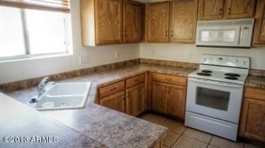 Kitchen 2