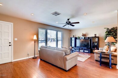 2113 N 68th Pl Scottsdale AZ-large-004-4