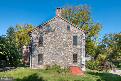 2820 Farr Rd, Allentown, PA 18103 - photo 5