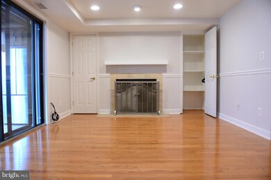 1124 25th St NW unit 102, Washington, DC 20037 - photo 4