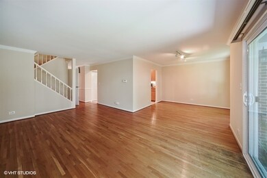 (19x12) - in the center of this bright and roomy h