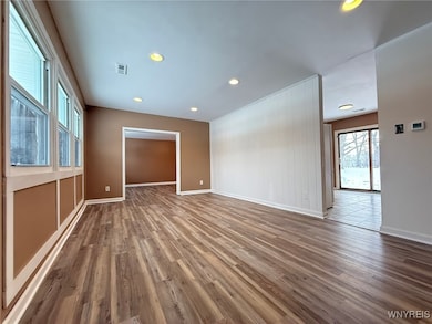 52 Carol Ln, Grand Island, NY 14072 - photo 4