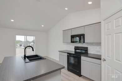 9227 W Candytuft St, Nampa, ID 83687 - photo 3