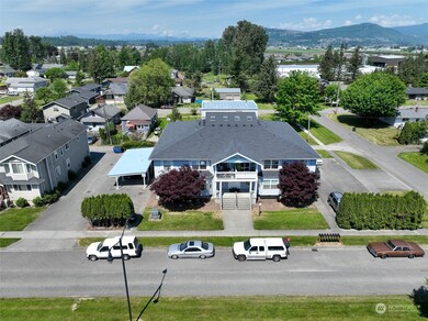 380 Garfield St unit 1-8, Sumas, WA 98295 - photo 3