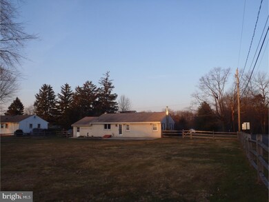 1232 Diamond St, Sellersville, PA 18960 - photo 3