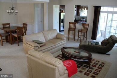 13846 Greendale Dr unit 53, Woodbridge, VA 22191 - photo 7