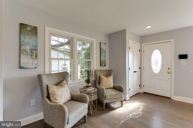 1022 Woods Place, Alexandria, VA 22302 - photo 6