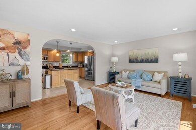 19201 Mount Airey Rd, Brookeville, MD 20833 - photo 5