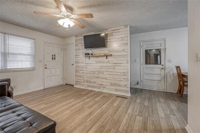 2505 S Crescent Ave, Independence, MO 64052 - photo 6