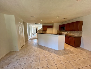 8007 Arrington Forest Ln, Humble, TX 77338 - photo 6