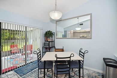 3032WinchesterDr_2_DiningRoom