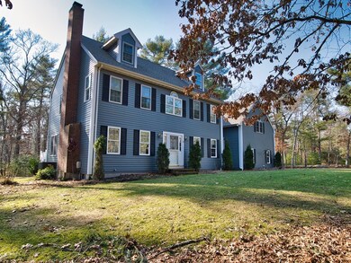 109 Haskell Ridge Rd, Rochester, MA 02770 - photo 2