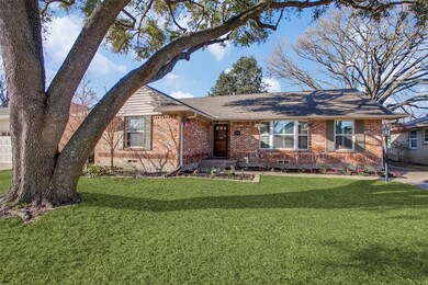 7224 Rutgers Dr, Dallas, TX 75214 - photo 2