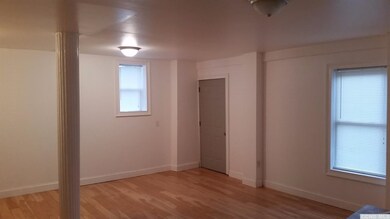 725 Warren St unit 11, Hudson, NY 12534 - photo 2