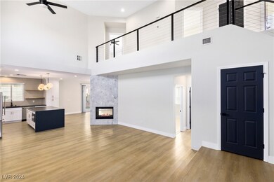 10264 Splendor Ridge Ave, Las Vegas, NV 89135 - photo 3