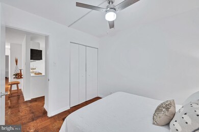 Carriage House unit 701, Washington, DC 20037 - photo 6