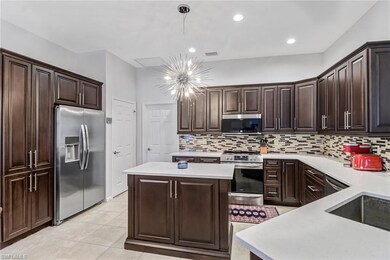 GORGEOUS CHEF'S KITCHEN