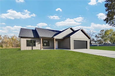 502 Washington St, East Lynne, MO 64743 - photo 3