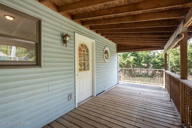 440 Shook Ave, Stroudsburg, PA 18360 - photo 6