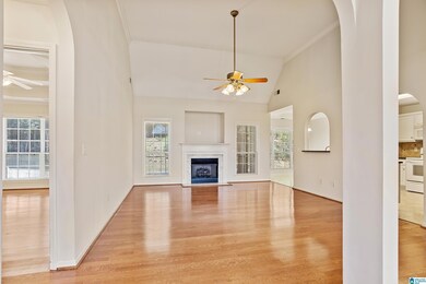 633 Camden Cove Ln, Calera, AL 35040 - photo 3