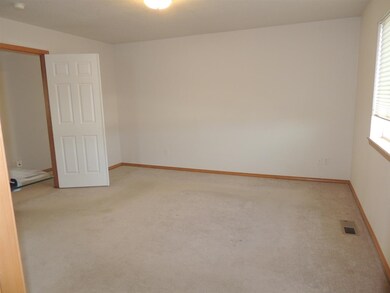 517 E Norma Lee Ave, Medical Lake, WA 99022 - photo 5