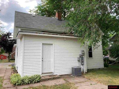 904 N State St, New Ulm, MN 56073 - photo 3