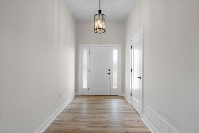 07-Camera 2713 Misty Flower Drive-34