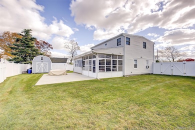 4 Carmans Ct, Farmingdale, NY 11735 - photo 5