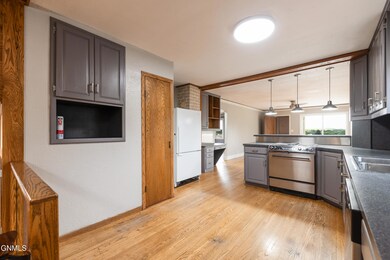 1110 W Main St, Mandan, ND 58554 - photo 4