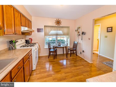 41 Beacon Ct, Trenton, NJ 08691 - photo 4