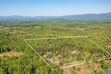 526 Box Holly Ln, Charlottesville, VA 22903 - photo 5