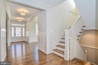 1017 Cottage St SW, Vienna, VA 22180 - photo 5