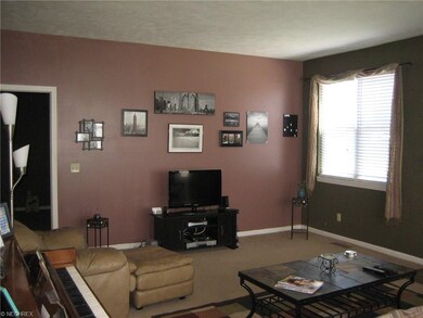 8857 Ashlyn Ct unit 15B, Olmsted Falls, OH 44138 - photo 5