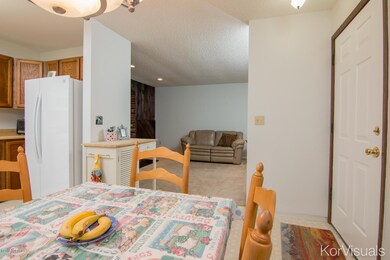 Ravenview Dining 2