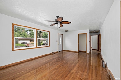 2525 4th Street A, East Moline, IL 61244 - photo 3