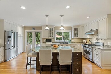 16 Karlton Cir, Andover, MA 01810 - photo 2