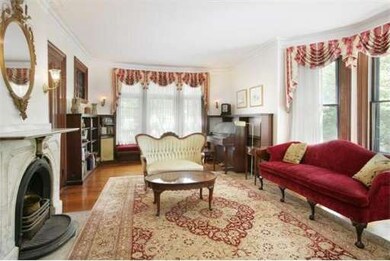 30 Upland Rd, Brookline, MA 02445 - photo 3