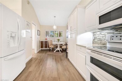 5881 Northridge Dr unit 48, Naples, FL 34110 - photo 4