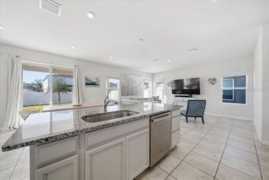 5018 Grand Teton Ct, Deland, FL 32724 - photo 5