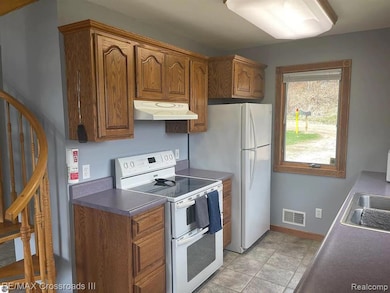 7527 Cove Rd, Hale, MI 48739 - photo 7