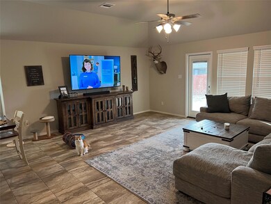 2556 Silver Fox Trail, Hudson Oaks, TX 76087 - photo 4