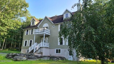 110 Stallion Dr, Hawley, PA 18428 - photo 2