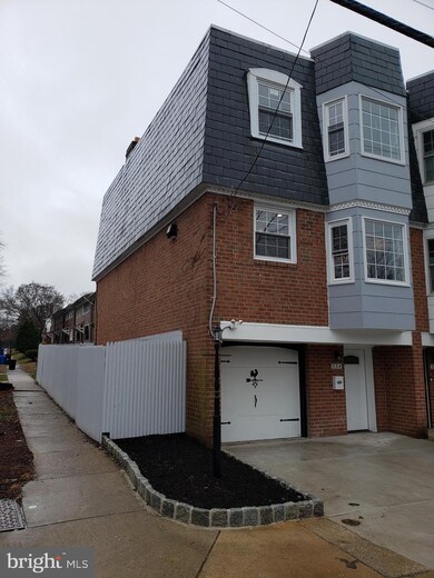 534 W Queen Ln, Philadelphia, PA 19144 - photo 2