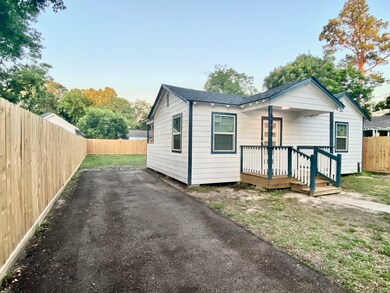 6806 Bunche Dr, Houston, TX 77091 - photo 3