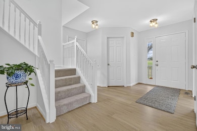 10637 Crest Hill Rd, Marshall, VA 20115 - photo 7