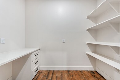 5901 S Lakeside Hills Ct, Granbury, TX 76048 - photo 6