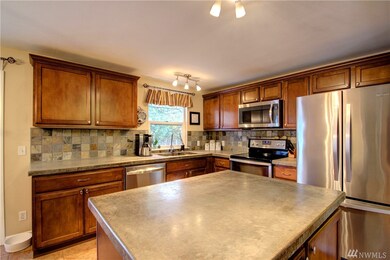 6026 183rd St NW, Stanwood, WA 98292 - photo 4