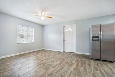 2926 Brackridge Blvd W, Jacksonville, FL 32216 - photo 7